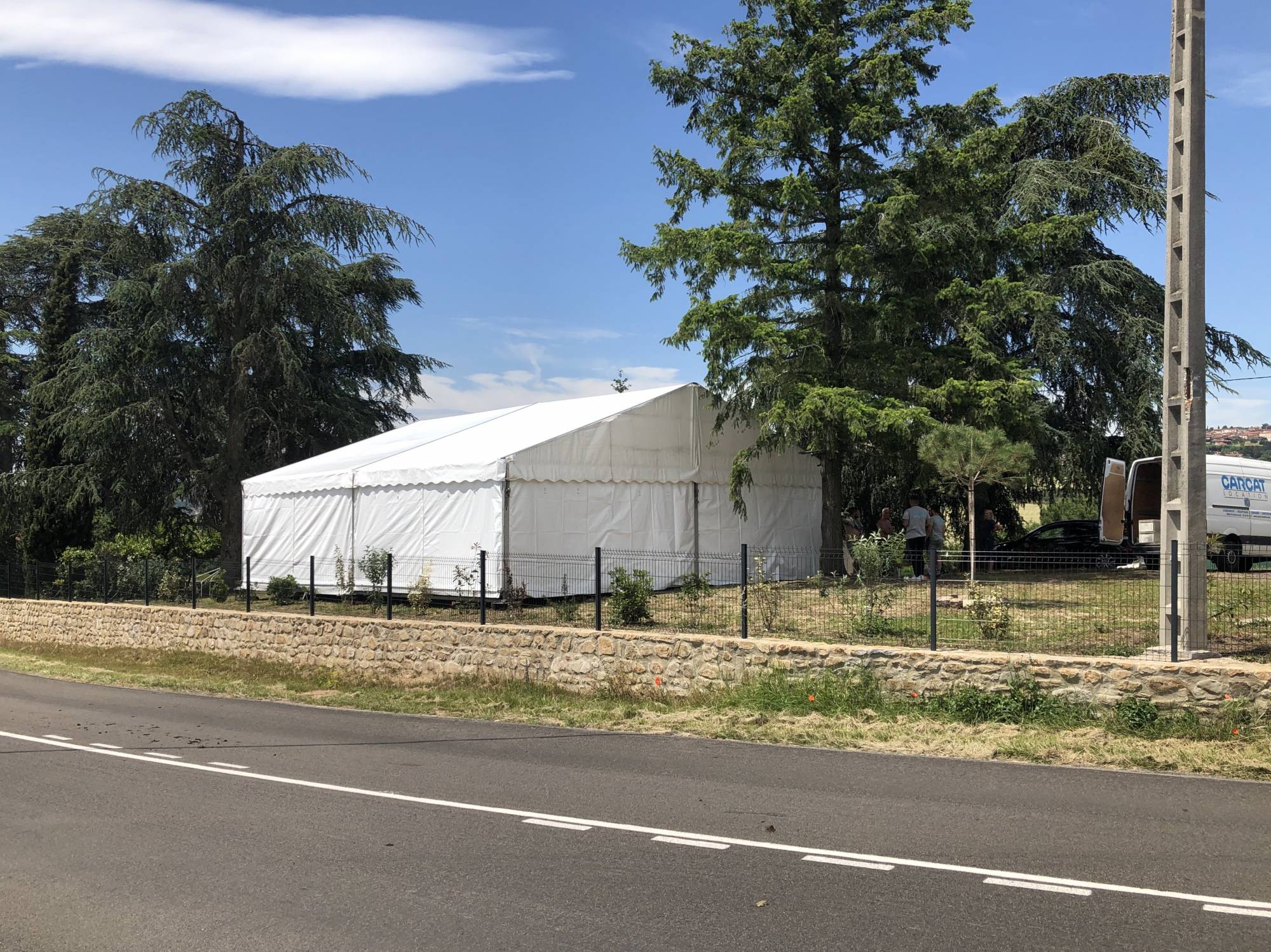Location de chapiteaux pour mariage à Saint Martin la Plaine dans la Loire