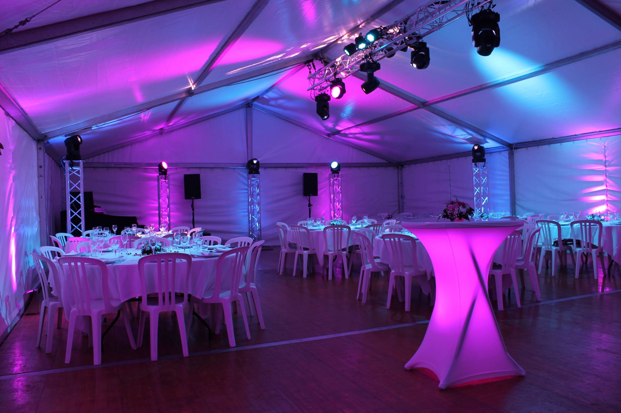 Location de chapiteaux pour un dîner de gala à Villeurbanne à proximité de Lyon