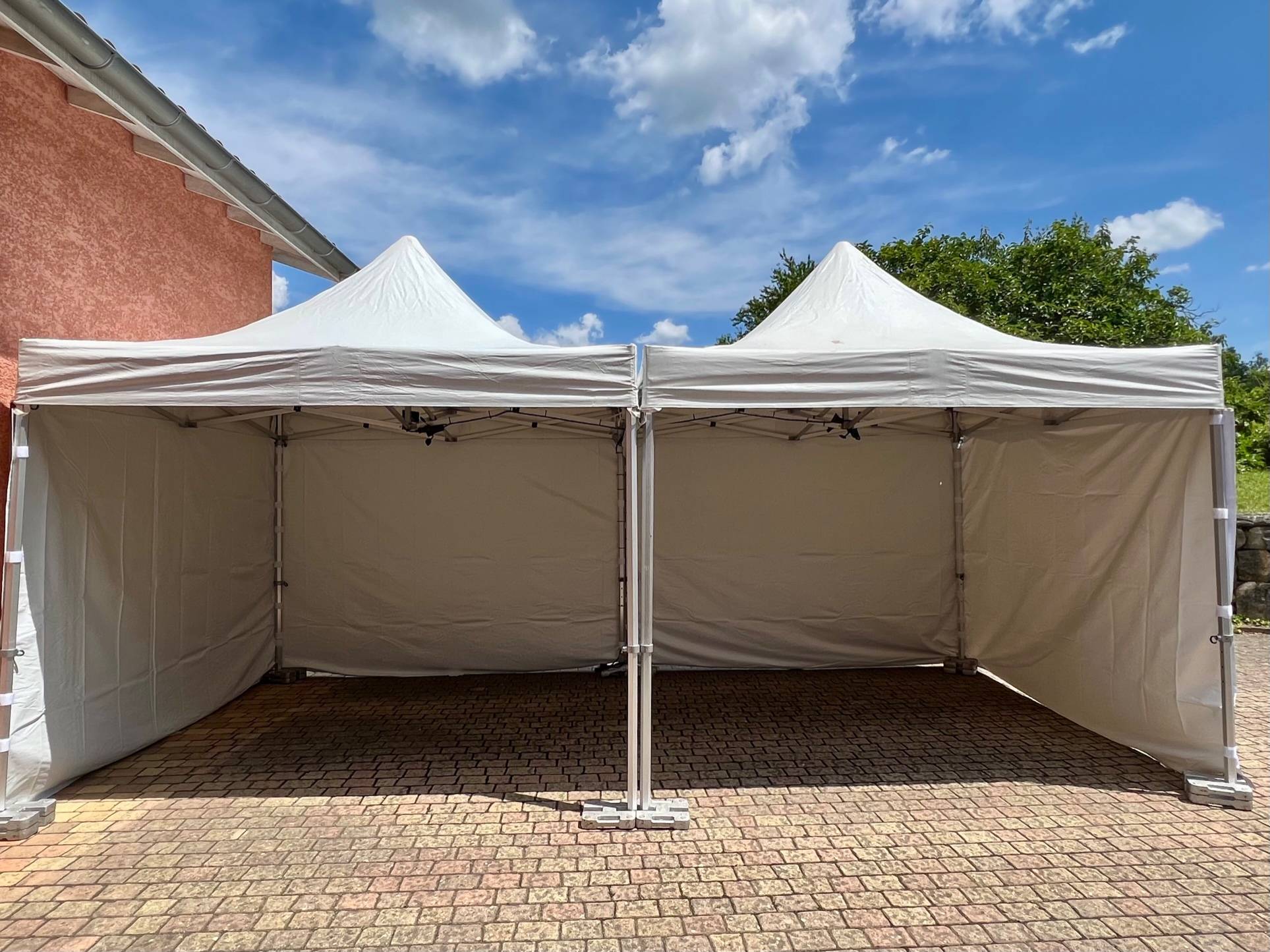 Location de tente pour particulier à Brindas