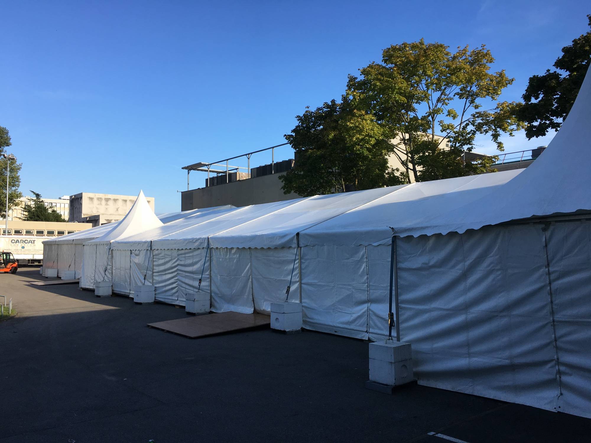 Location rampes d'accès pour chapiteau avec parquet Lyon