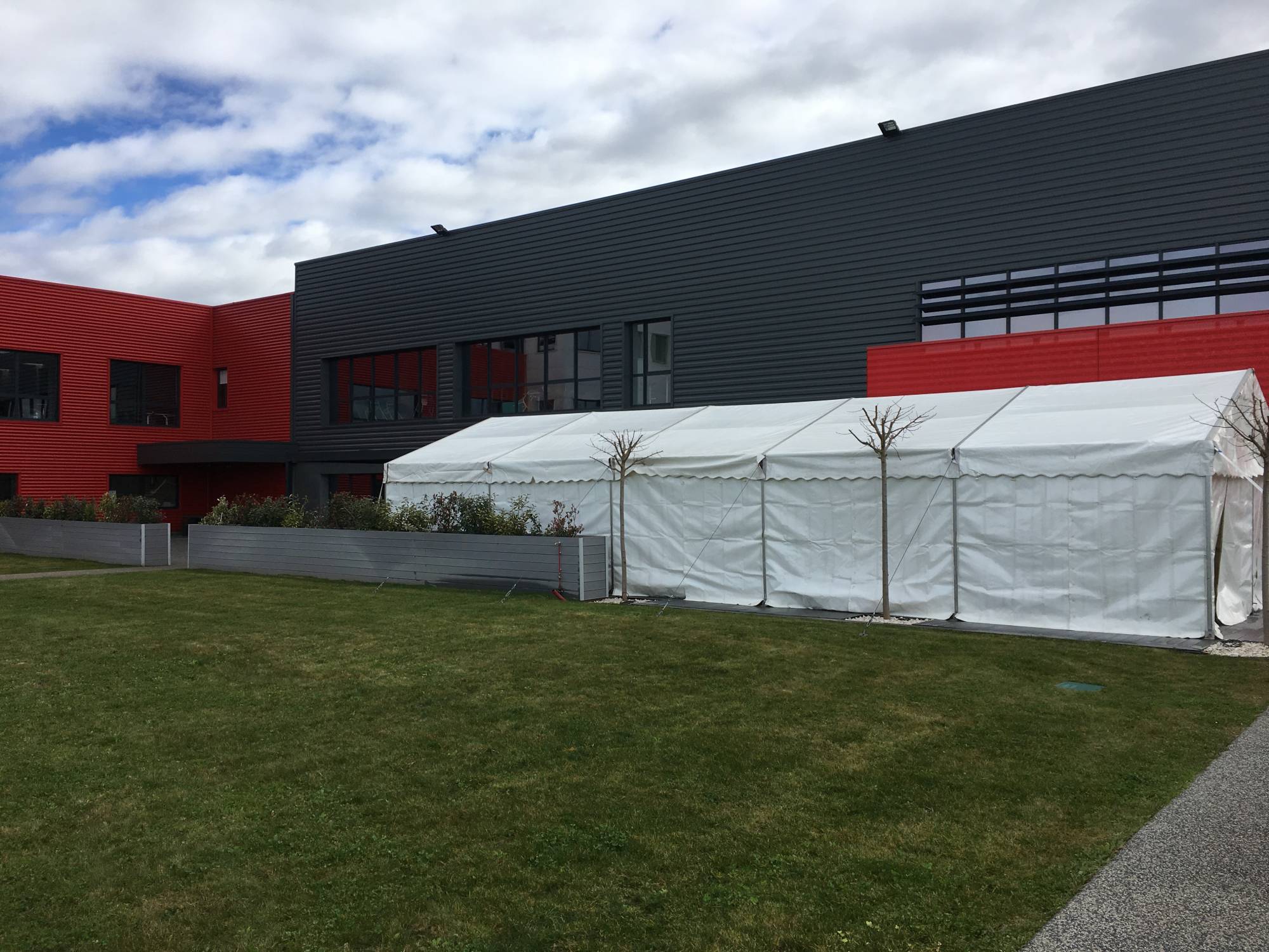 Location de chapiteau à Meyzieu-Jonage pour réunion professionnelle Wurth Elektronic 