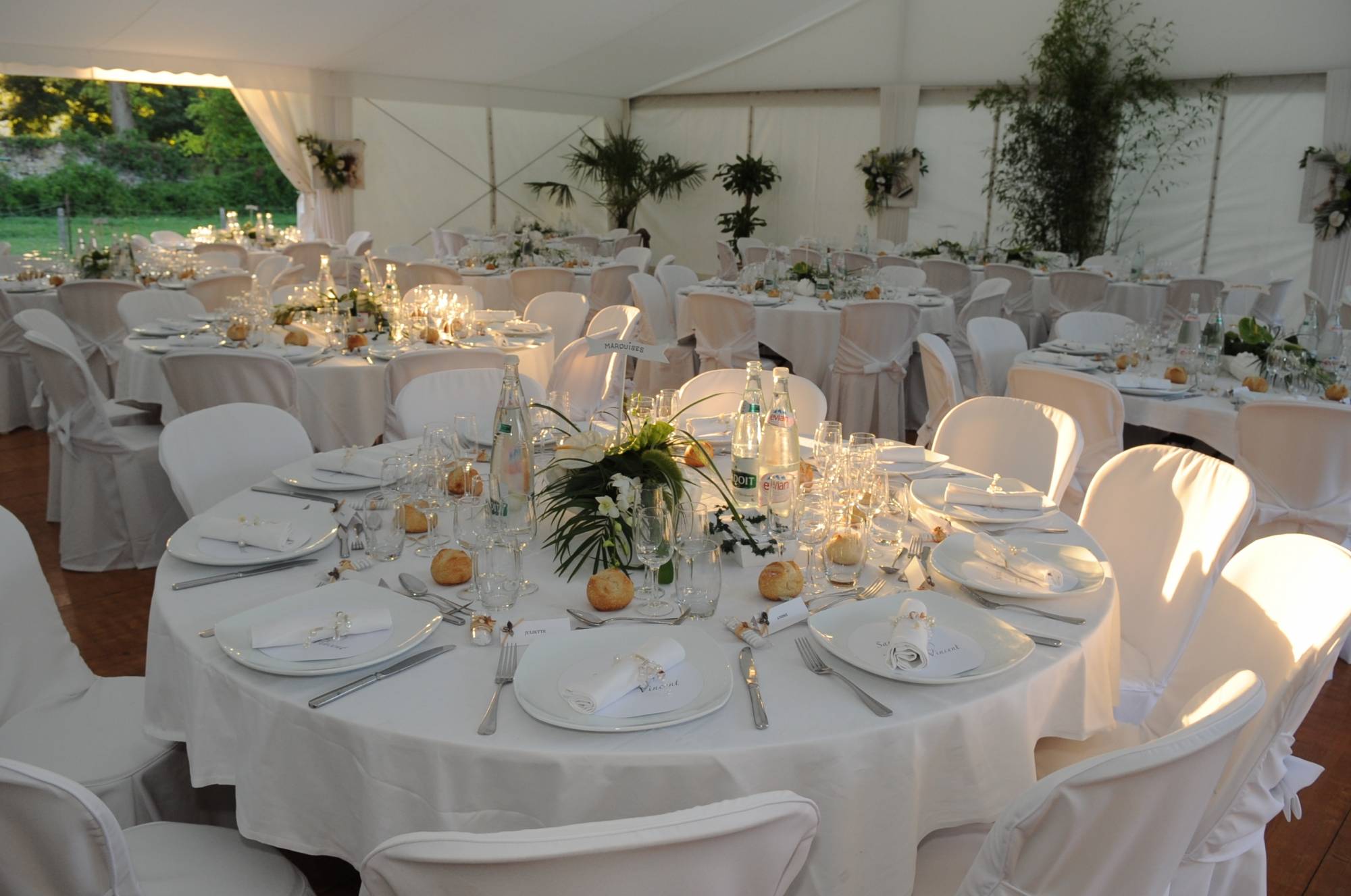 Tente 3x3m pliante à Lyon pour mariage